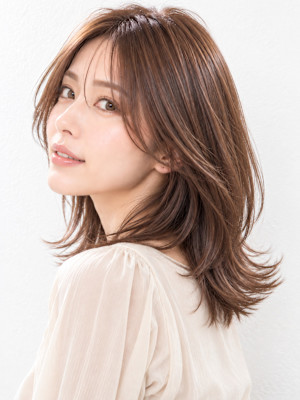池袋 30代韓国風｜くびれミディアム×大人レイヤー
