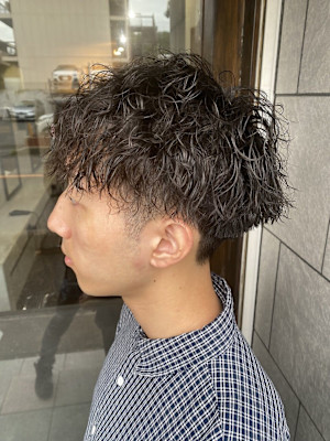清潔感あるツイストスパイラル
