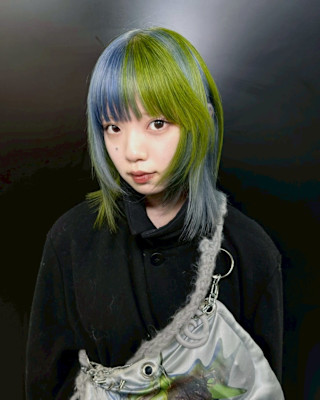 セクションカラー　デザインカラー　ケアブリーチカラー　ウルフ