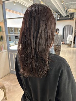 髪質改善ナチュラルストレート自然な質感の艶髪に赤羽美容室