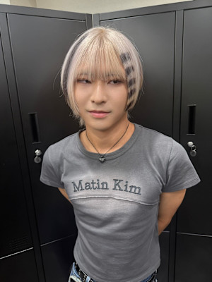 オーダーメイド　デザインカラー　ケアブリーチカラー　ウルフ