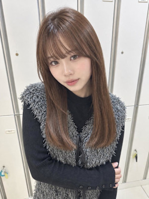 【伊勢原】イルミナカラー+髪質改善で叶える透明感オリーブ