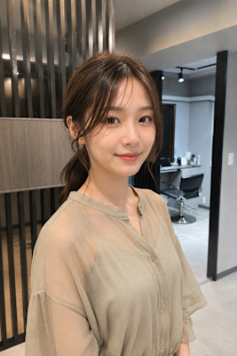 艶ブラウンのロングストレートレイヤーナチュラルスタイル