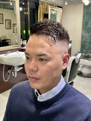 【30代 男性】ビジネススキンフェードショート