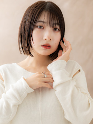 艶髪酸熱トリートメントハッシュカット前下がりボブ20代30代