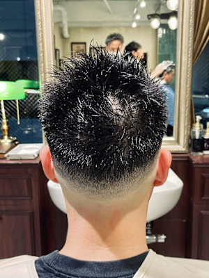【20代 男性】スパイキースキンフェード