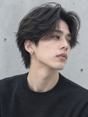 カルマヘア韓国風コンマヘア ツーブロックショートセンター分け