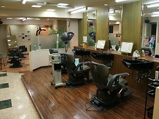 Hair Salon GLOW(グロー)