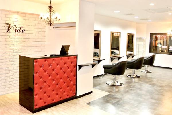 Vida creative hair salon(ヴィダ クリエイティブ ヘアーサロン)