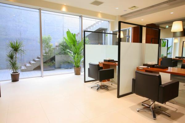 mazele HAIR 南青山・表参道店(マゼルヘアミナミアオヤマ オモテサンドウテン)