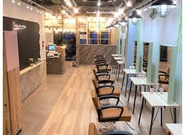 Agu hair lodge 蒲生四丁目駅前店【アグ ヘアー ロッジ】(アグ ヘアー ロッジ ガモウヨンチョウメエキマエテン)