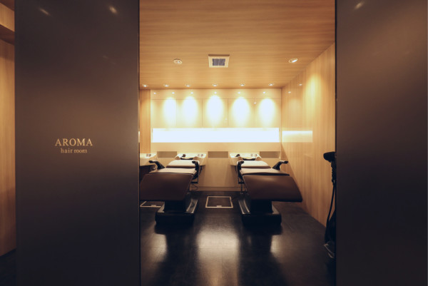 AROMA hair room 横浜店 【アロマ ヘアー ルーム】(アロマヘアルームヨコハマテン)