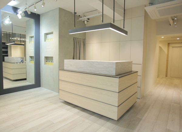 ANNE 東心斎橋店 【アンネ】(アンネ ヒガシシンサイバシテン)