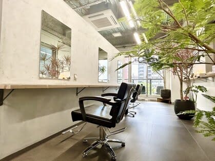 Flag HAIR 博多駅前店(フラッグヘアーハカタエキマエテン)
