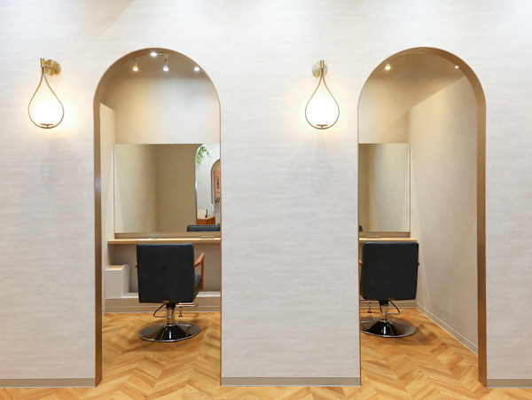 newi hair&treatment大分中央町店(ネウィヘアアンドトリートメントオオイタチュウオウマチテン)