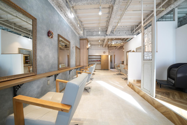 tocca hair&treatment 赤羽駅東口店(トッカ ヘアーアンドトリートメント)