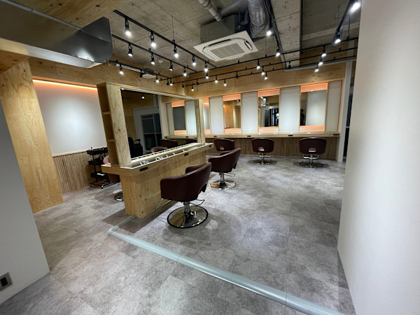 QOL villa mens salon 立川北口(クオル ヴィラ メンズサロンタチカワ)