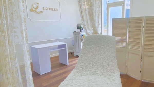 Lovest 八潮店(ラヴェスト)