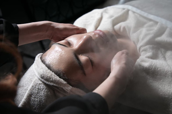 HIRO THE BARBER(ヒロザバーバー)
