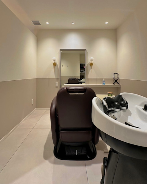 個室美容室 IRISALI【イリサーリ】(コシツビヨウシツ イリサーリ)