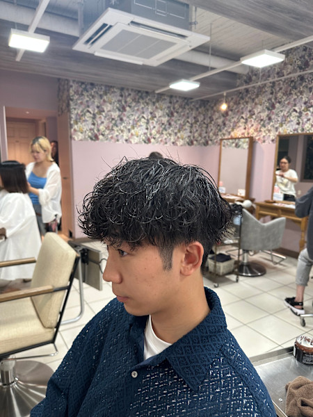 Figaro DOU DOU 新石切店(フィガロ)