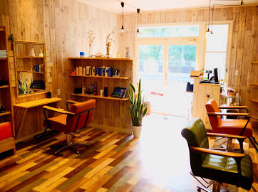 Bond Hair Design 【ボンドヘアーデザイン】(ボンドヘアーデザイン)