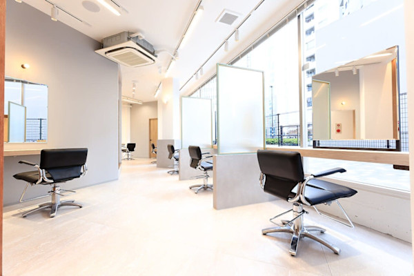 Eleanor spa&treatment 新宿新南口【エレノア】(エレノア スパアンドトリートメント シンジュクシンミナミグチ)