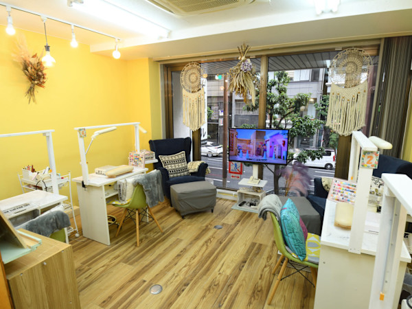 Nailsalon Queen【ネイルサロンクイーン】(ネイルサロン クイーン)