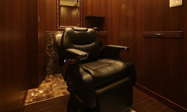 ヒロ銀座ヘアーサロン銀座一丁目店(ヒロギンザヘアーサロンギンザイッチョウメテン)