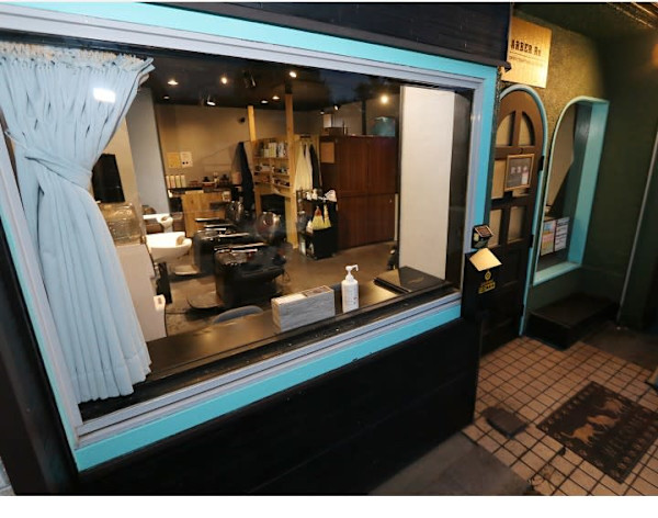 BARBER Re(バーバー アールイー)