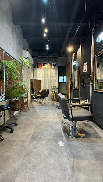 Give hair industry(ギヴヘアインダストリー)