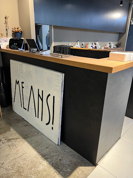 派手髪・ハイトーンカラー・デザインカラー・ブリーチ専門美容室(ハデガミ ハイトーンカラー デザインカラー ブリーチセンモンビヨウシツ)