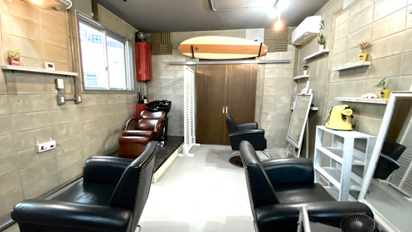 hair&life 9’s -okinawa-(ヘアアンドライフ ナインズ オキナワ)