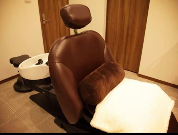 iine 髪質改善＆韓国【イイネ】(イイネ カミシツカイゼン アンド カンコク)