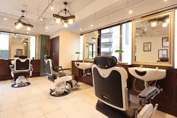 Graceful Barber London(グレイスフルバーバーロンドン)