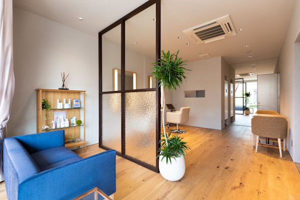 TOPHAIR HONTEN(トップヘアー ホンテン)