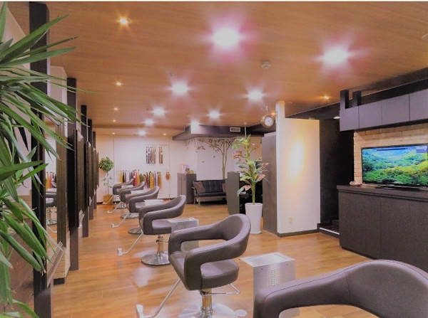 hair & design voir(ヴォワール)