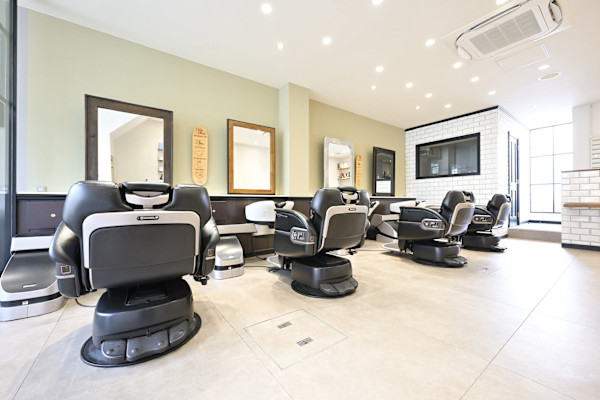 HAIR'S YOSHIOKA(ヘアーズヨシオカ)