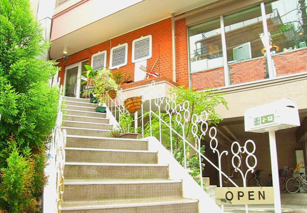 ヘアー&エステ EM’S 【町屋】(ヘアーアンドエステ エムス マチヤ)