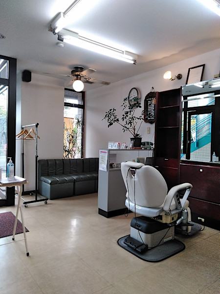 ヘアーサロン ピエロ