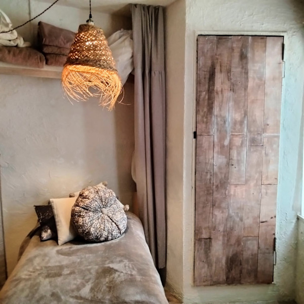 Nail&Beautysalon HanaHana(ネイルアンドビューティーサロン ハナハナ)