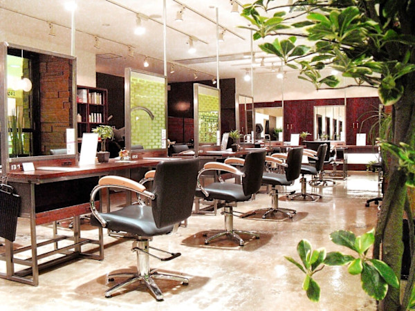 SALONS HAIR 段原店(サロンズヘア　ダンバラテン)