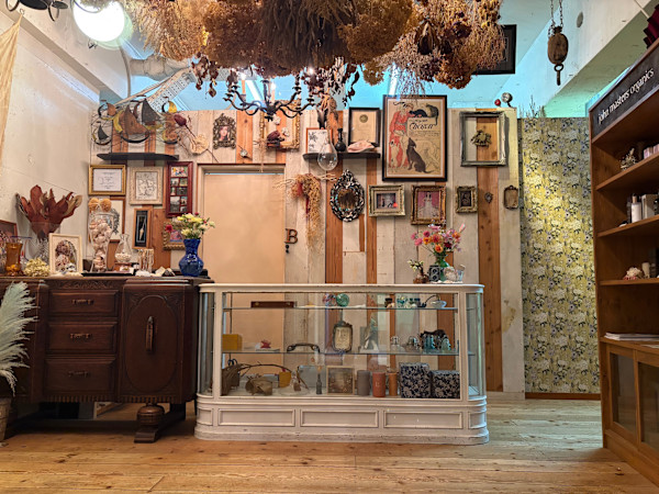 BRAVE hair&eyelash(ブレイブ)