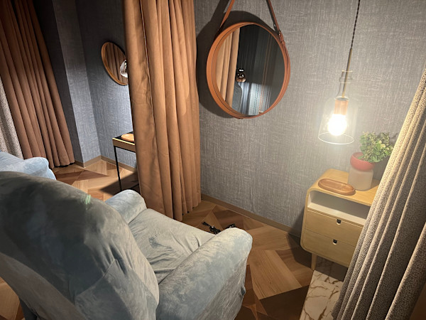 SHINCA三鷹店(シンカミタカテン)