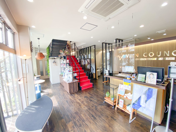 VANCOUNCIL月見町店(ヴァンカウンシルツキミチョウテン)