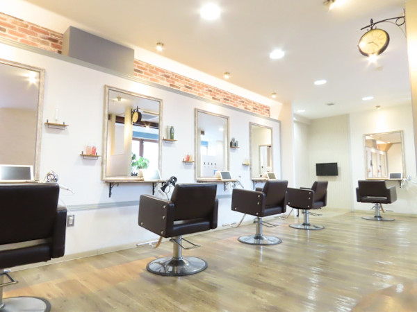 Hair Salon A＋plus(ヘアーサロンエープラス)
