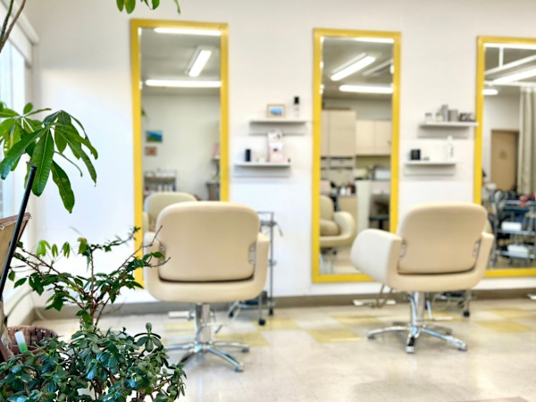 HAIRMAKE Leaf 茂原店(ヘアメイク リーフ モバラテン)