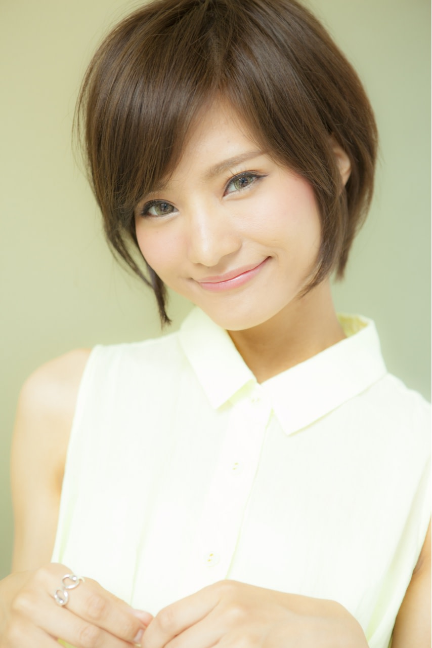 Euphoria 新宿店【ユーフォリア シンジュクテン】【ユーフォリア　シンジュクテン】のスタイル紹介。大人可愛いナチュラルショート