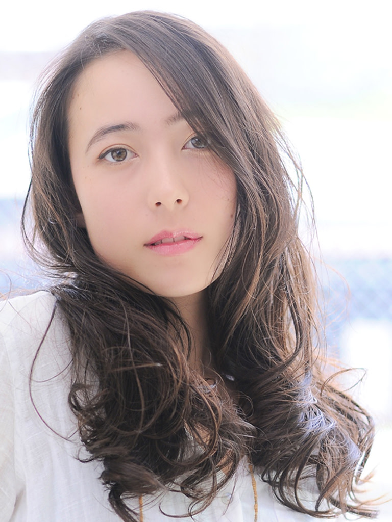 joint club【ジョイントクラブ】のスタイル紹介。外国人風カール