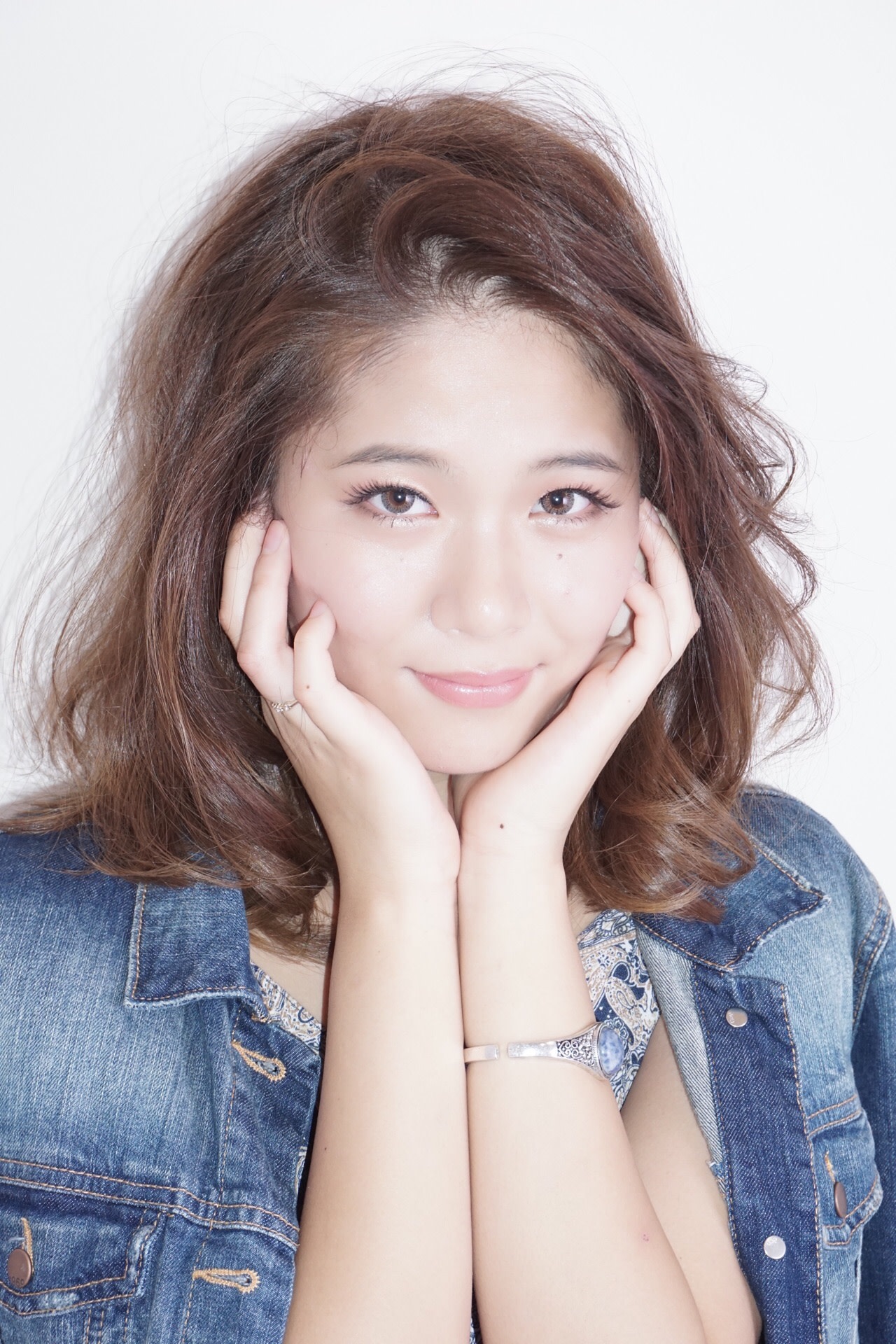 AKALA HAIR～Laule'a～【アカラヘアー ラウレア】のスタイル紹介。ゆわゆる外揺れセミディ